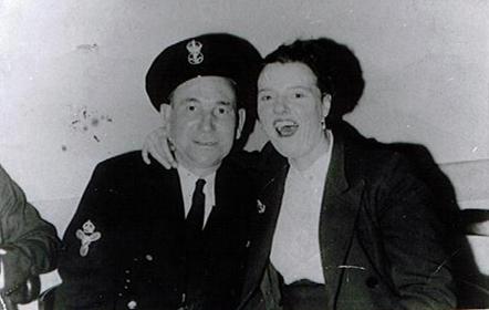 Mam and Dad March 1954.jpg